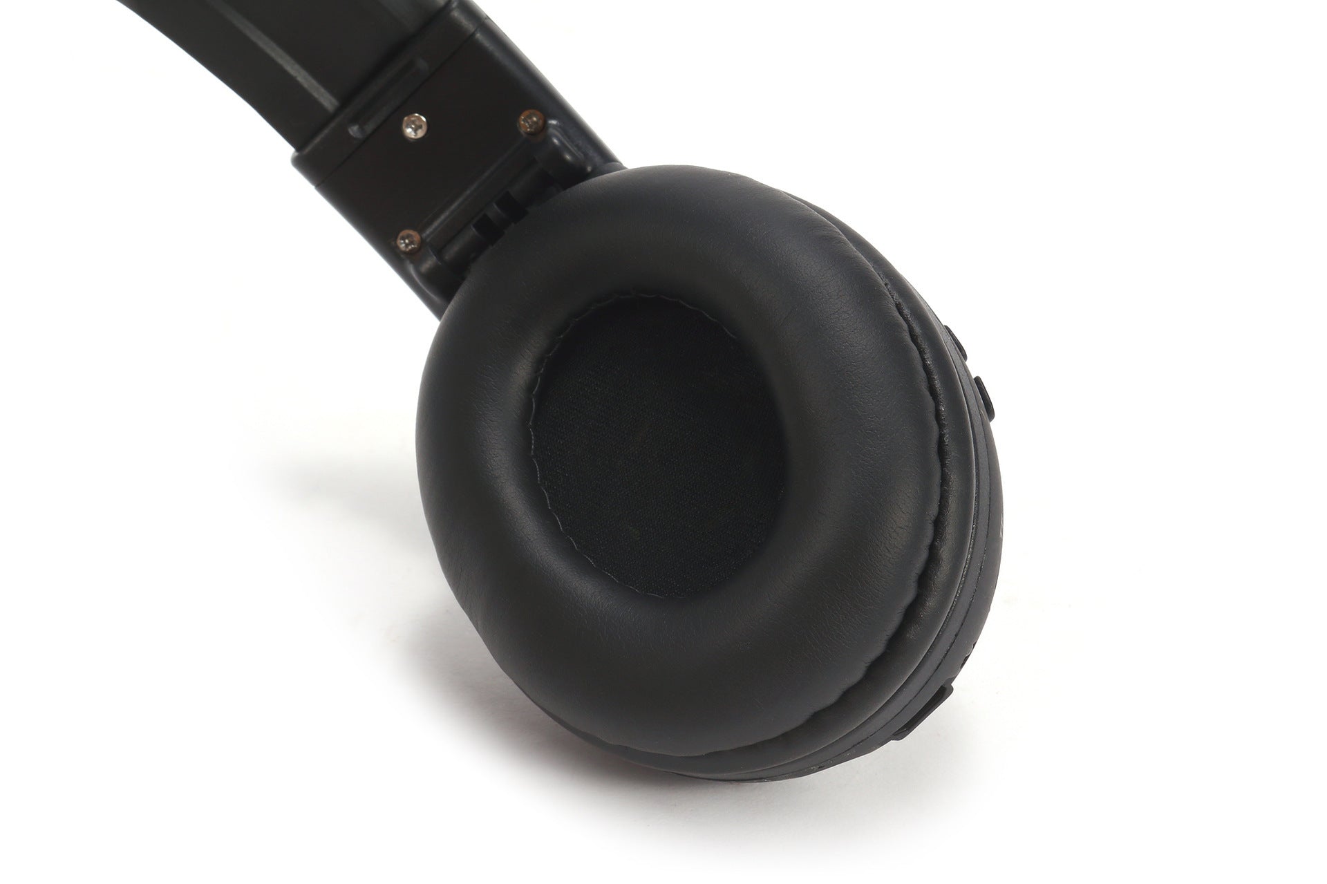 Head - Mounted Wireless Card Sports Outdoor Earphones - AGB LuxeDrop