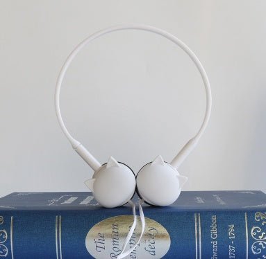 Cute Cat Stereo Earphones - AGB LuxeDrop